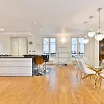 Apartment Grand Prestigieux Et A *