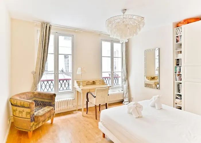 Grand Prestigieux Et à *