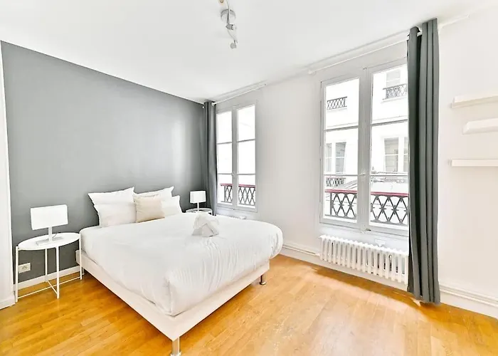 Appartement Grand Prestigieux Et à *