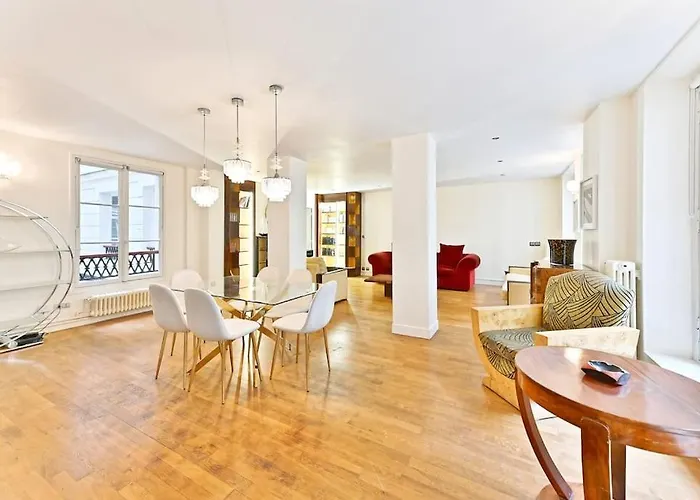 Grand Prestigieux Et à Appartement Paris