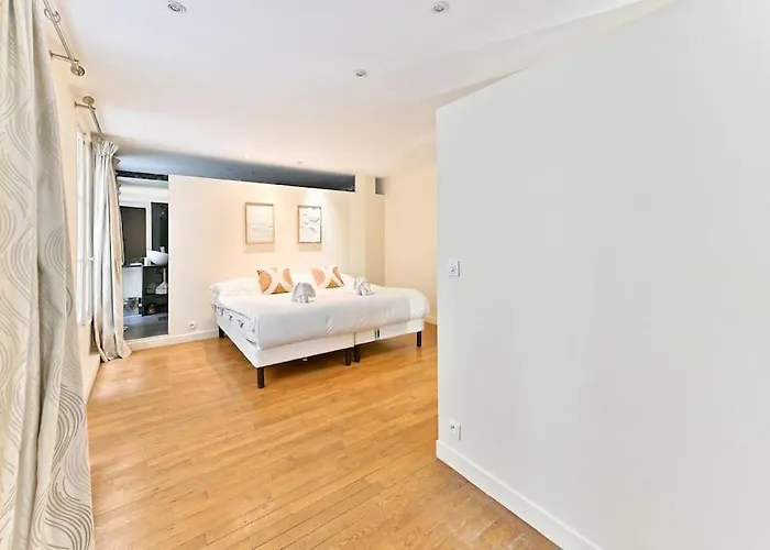 Appartement Grand Prestigieux Et à Paris