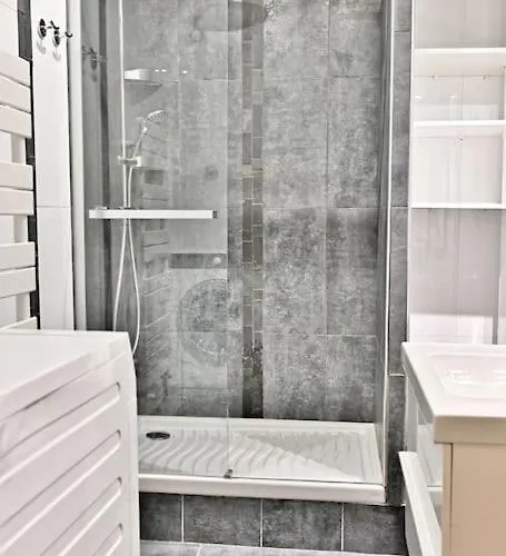 Appartement Grand Prestigieux Et à