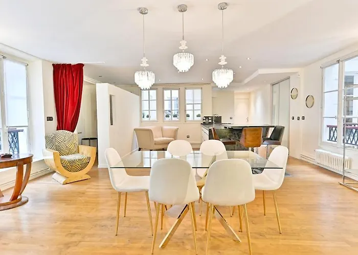 Grand Prestigieux Et à * Paris
